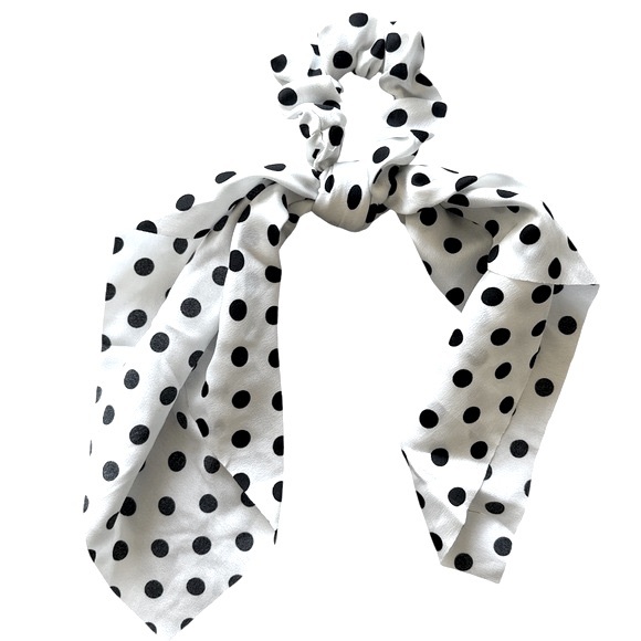 H&M Black and White polka dots satin hair scrunchie BNWOT - Picture 2 of 2